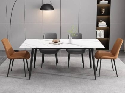 Table à manger rectangulaire avec 4 chaises